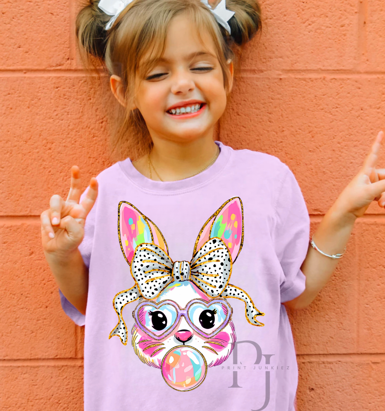 Painted Bunny Blowing Bubble - DTF