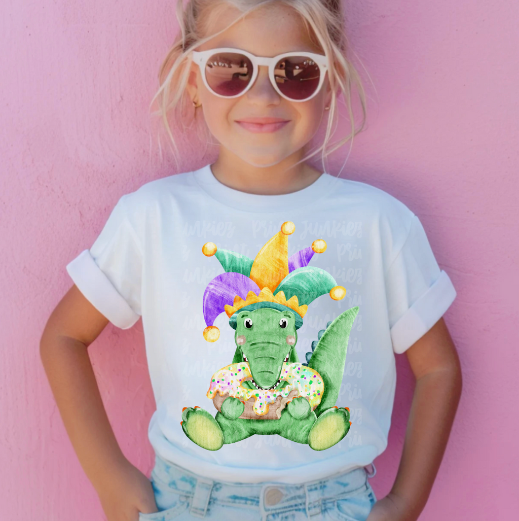 Alligator eating King Cake - DTF