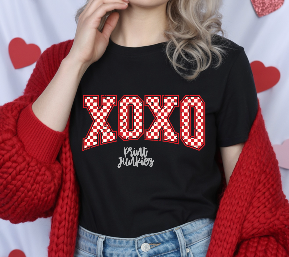 XOXO Checkered Distressed - DTF