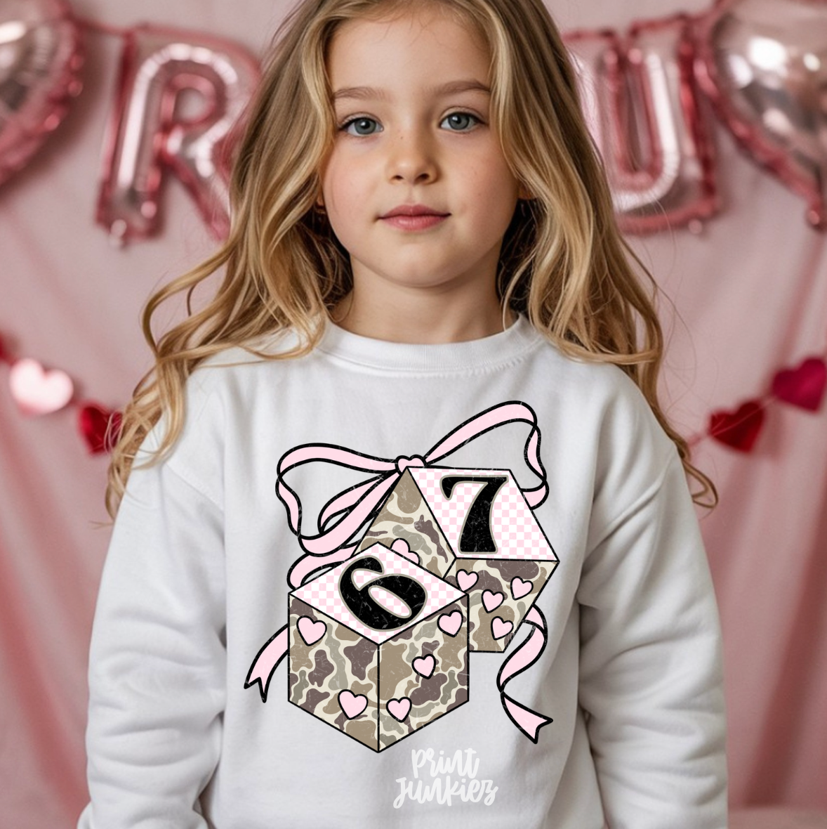 6 7 Camo Valentine Dice - DTF