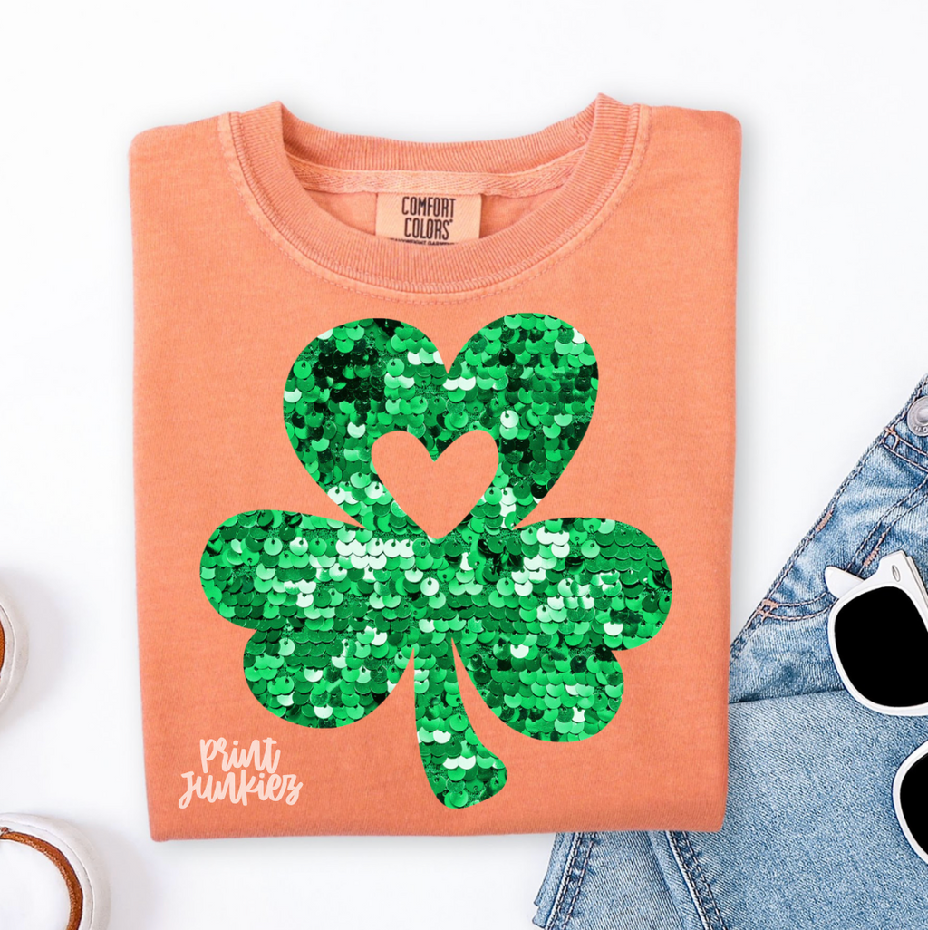 Sequin Shamrock with Heart - DIGITAL - DTF