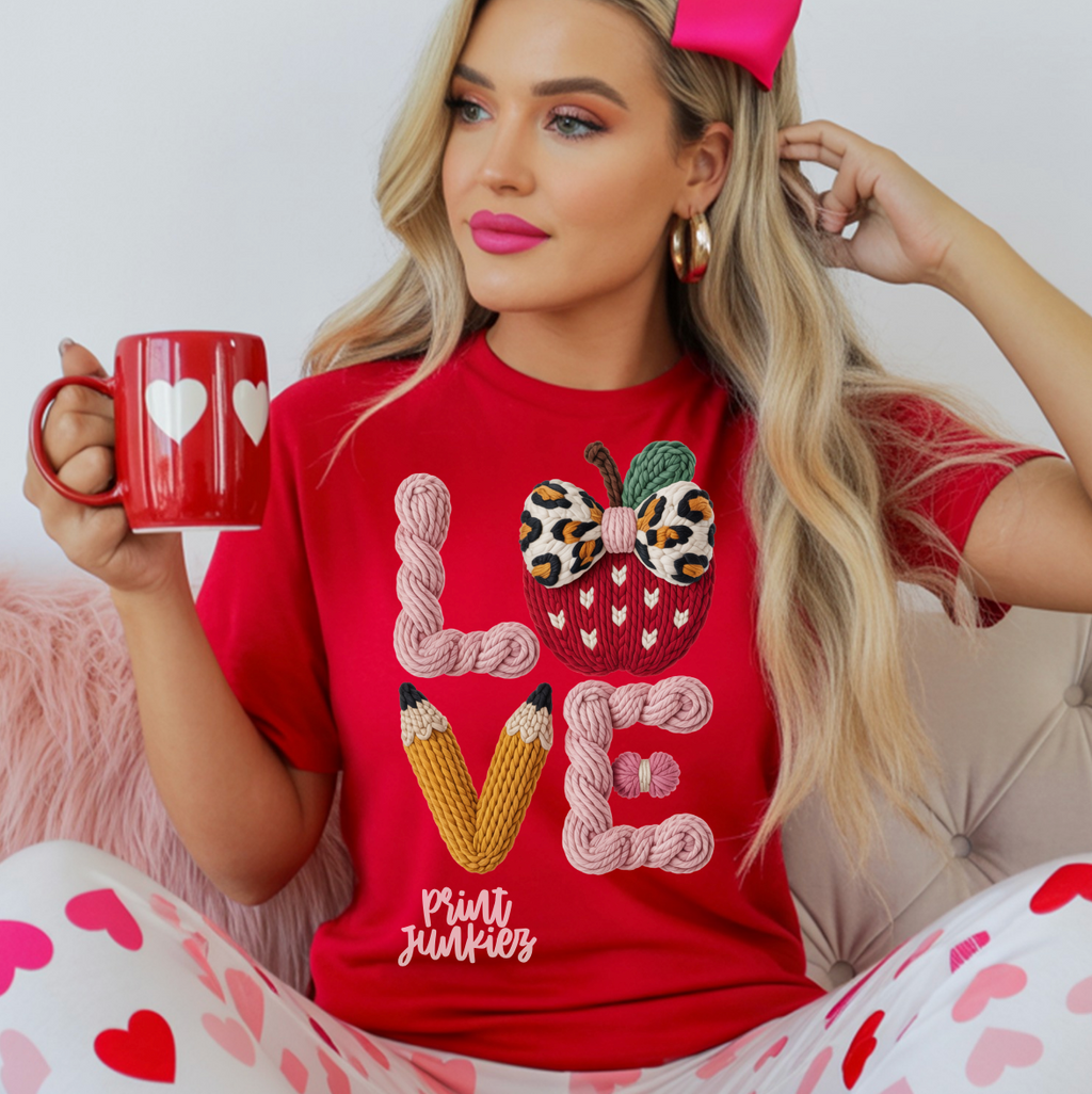 Love Apple & Pencil - DTF